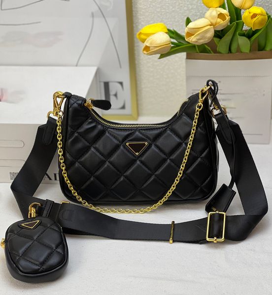 designer handbag underarm fanny pack women's chain shoulder bag diamond check crossbody bag handbag handbag italian luxury brand nylon
designer handbag underarm fanny pack women's chain shoulder bag diamond check crossbody bag handbag handbag italian luxury brand nylon