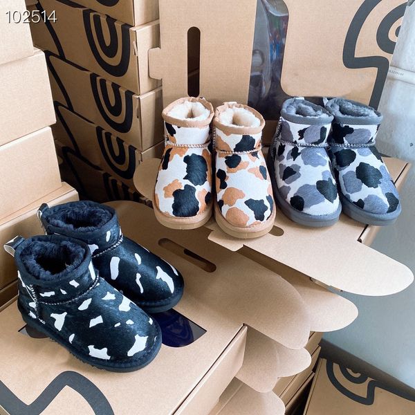 2023 fashion boots women classic mini platform boot ultra matte fur snow camouflage boots suede wool blend comfort winter designer ankle boo, Black
2023 fashion boots women classic mini platform boot ultra matte fur snow camouflage boots suede wool blend comfort winter designer ankle boo, Black