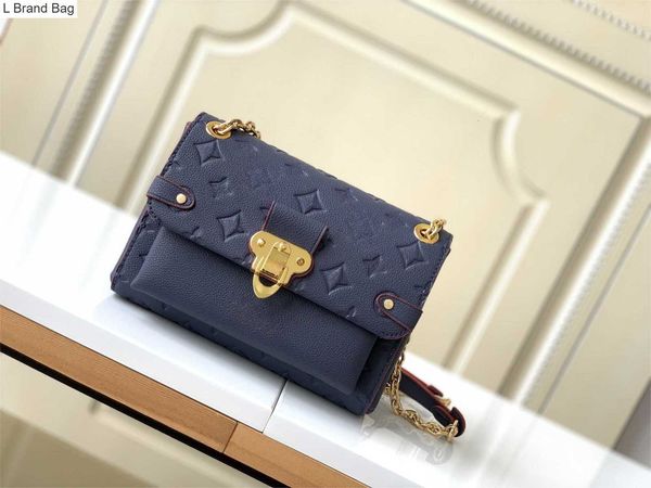 2023 new 10a designer bag grain leather shoulder bags monograms handbag embossed supple cross body vavin chain bags r6hn, Black
2023 new 10a designer bag grain leather shoulder bags monograms handbag embossed supple cross body vavin chain bags r6hn, Black