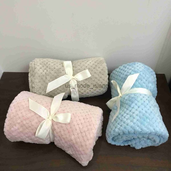 blankets swaddling solid color baby fannel net pineapple plaid blanket flannel sofa casual cover blanket baby blanket x0802
blankets swaddling solid color baby fannel net pineapple plaid blanket flannel sofa casual cover blanket baby blanket x0802