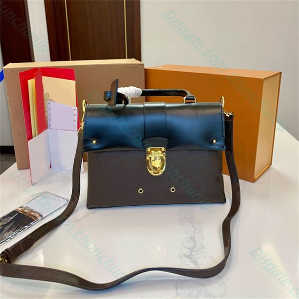 shoulders bag luxury designers one handle handbag with hanging tag woman classics cross body bags clutch totes hobo purses wallet wholesale
shoulders bag luxury designers one handle handbag with hanging tag woman classics cross body bags clutch totes hobo purses wallet wholesale
