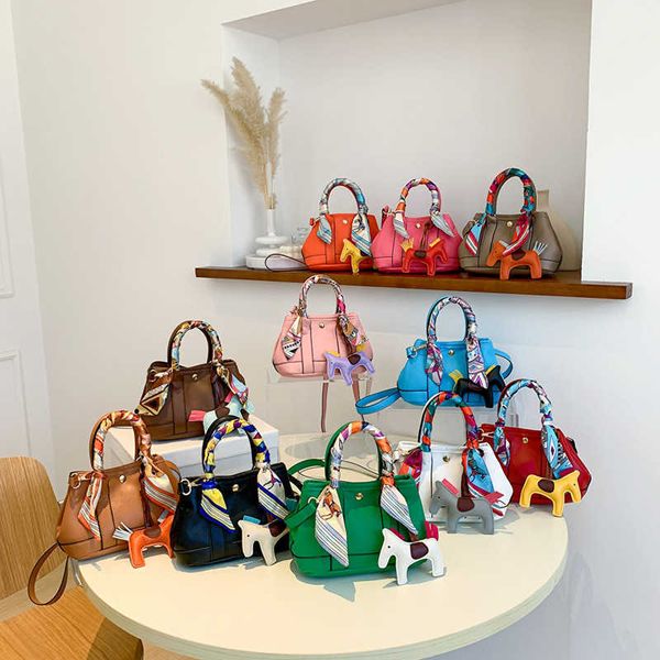 wholesale original party garden home tote bags online shop autumn and winter new womens bag large capacity simple fashion singleshoulder cro
wholesale original party garden home tote bags online shop autumn and winter new womens bag large capacity simple fashion singleshoulder cro