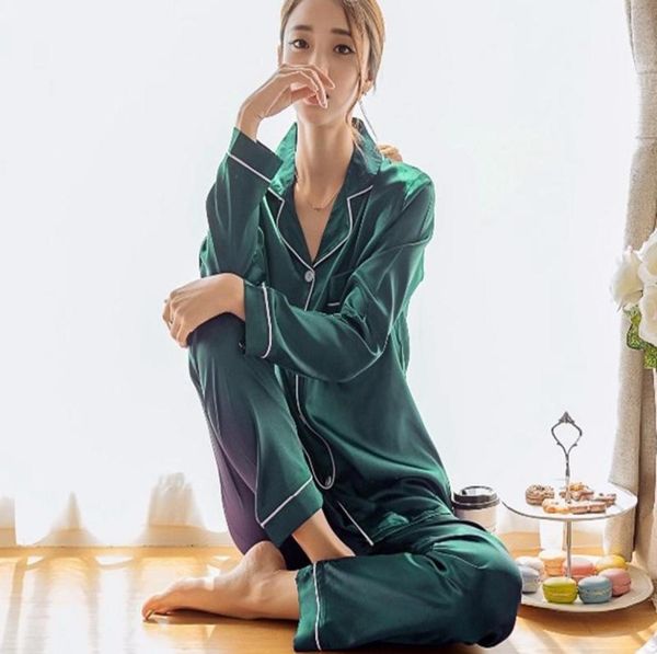 plus size 5xl pajamas sets 2018 women homewear underwear pyjamas silk satin long sleeve femme vneck sleepwear776051222, Black;red
plus size 5xl pajamas sets 2018 women homewear underwear pyjamas silk satin long sleeve femme vneck sleepwear776051222, Black;red