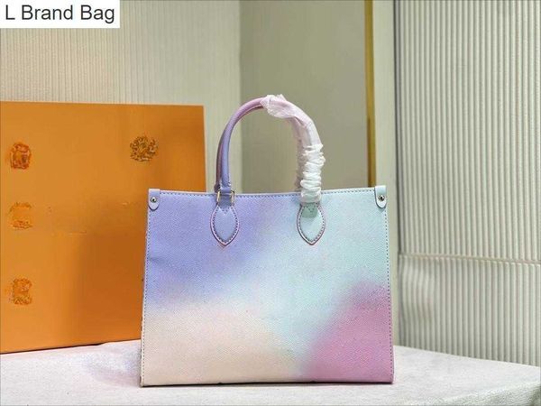 2023 new 10a new summer luxury onthego shoulder bag designer grade leather casual shopping bag gradient women's handbag crossbody bag f, Black
2023 new 10a new summer luxury onthego shoulder bag designer grade leather casual shopping bag gradient women's handbag crossbody bag f, Black