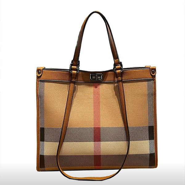 2023 new fashion senior sense plaid large capacity single shoulder bag handbag female tote large bag leather bag, Brown;gray
2023 new fashion senior sense plaid large capacity single shoulder bag handbag female tote large bag leather bag, Brown;gray