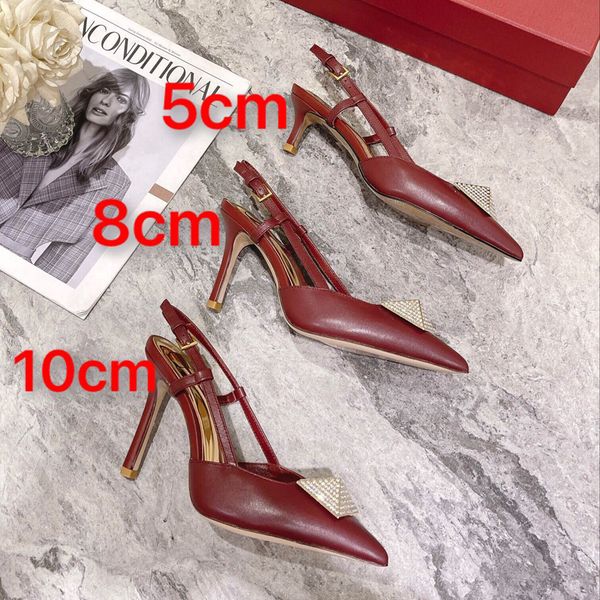 classics luxury brand sandals designer shoes fashion slides high heels floral brocade genuine leather women shoes sandal by 1978 w368 001, Black
classics luxury brand sandals designer shoes fashion slides high heels floral brocade genuine leather women shoes sandal by 1978 w368 001, Black