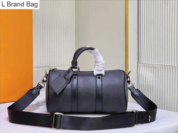2023 new 10a duffel bags keepall travel bags outdoor leather plain print tote designer messenger bag men women luggage bag aaq7, Black
2023 new 10a duffel bags keepall travel bags outdoor leather plain print tote designer messenger bag men women luggage bag aaq7, Black