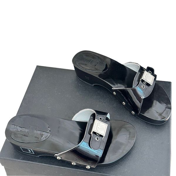 womens sandals cowhide chunky heels 2.5cm slip on slippers ladies slides mules outdoor casual shoe girls flip flops leisure shoe retro black
womens sandals cowhide chunky heels 2.5cm slip on slippers ladies slides mules outdoor casual shoe girls flip flops leisure shoe retro black