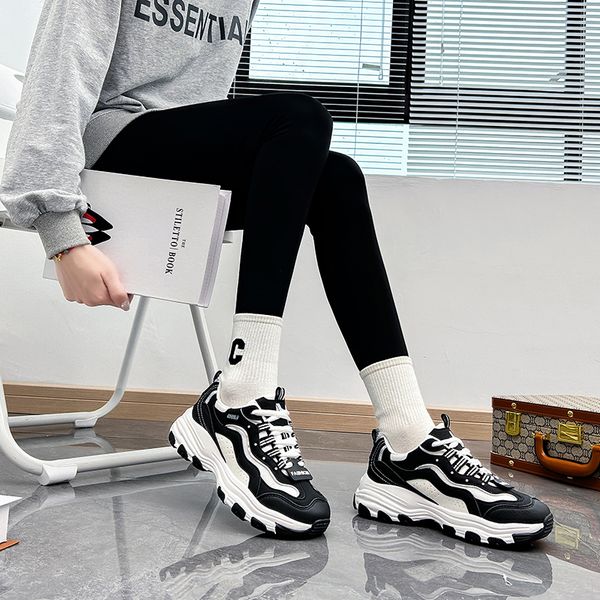 women designer shoes fashion casual black white woman girl flat trainers factory wholesale retail outdoor platform sports sneakers eur888
women designer shoes fashion casual black white woman girl flat trainers factory wholesale retail outdoor platform sports sneakers eur888