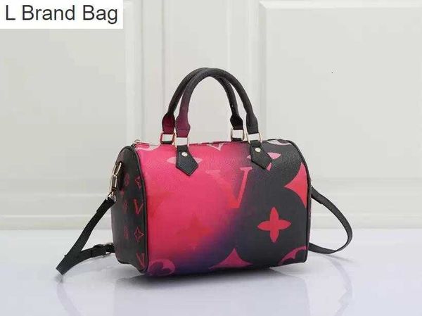 2023 new 5a designer luxury bags handbags purse speedy bandouliere 20 summer stardust nano speedy 2way handbag shoulder tote bag single stra, Black
2023 new 5a designer luxury bags handbags purse speedy bandouliere 20 summer stardust nano speedy 2way handbag shoulder tote bag single stra, Black