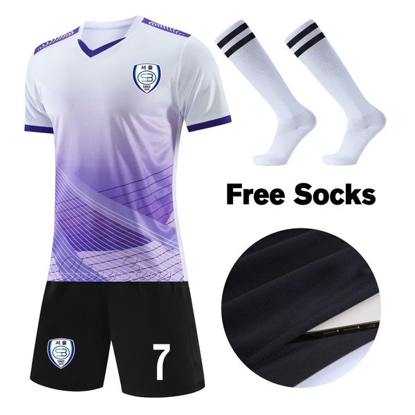 outdoor tshirts football jerseys shorts with pockets socks childrens soccer clothes maillot de football men training kits clothing 230801, Gray;blue
outdoor tshirts football jerseys shorts with pockets socks childrens soccer clothes maillot de football men training kits clothing 230801, Gray;blue