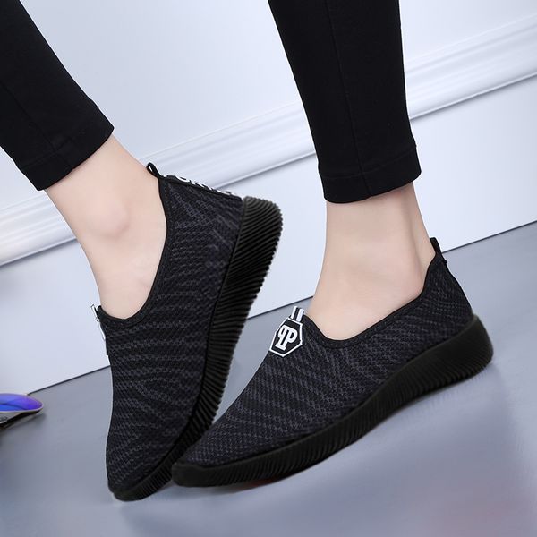outdoor sports womens classic black running shoes fashion women red pink platform sneakers women trainers ladies flat loafers jogging
outdoor sports womens classic black running shoes fashion women red pink platform sneakers women trainers ladies flat loafers jogging