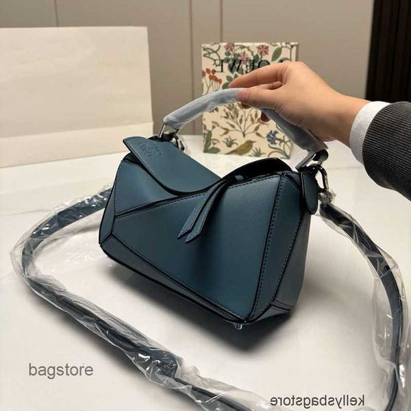 puzzle 2023 splicing bag diamond women's lattice cowhide loewbags bags large capacity single shoulder designer cross pillow t9jh
puzzle 2023 splicing bag diamond women's lattice cowhide loewbags bags large capacity single shoulder designer cross pillow t9jh