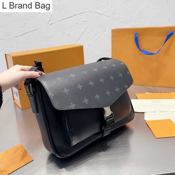 l bag n41028 designer bag men's classic vintage canvas shoulder bag fashion temperament messenger bag mens embossed crossbody bag black
l bag n41028 designer bag men's classic vintage canvas shoulder bag fashion temperament messenger bag mens embossed crossbody bag black