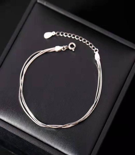 luxurys designers charm bracelet exquisite jewelry women fashion style bracelets lovers birthday engagement wedding gift hight qua4782099, Golden;silver
luxurys designers charm bracelet exquisite jewelry women fashion style bracelets lovers birthday engagement wedding gift hight qua4782099, Golden;silver