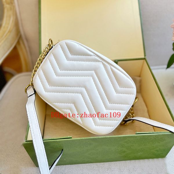 luxury women chain crossbody bags designers heart v wave pattern shoulder bags messenger bags pruse chain tote 18cm
luxury women chain crossbody bags designers heart v wave pattern shoulder bags messenger bags pruse chain tote 18cm