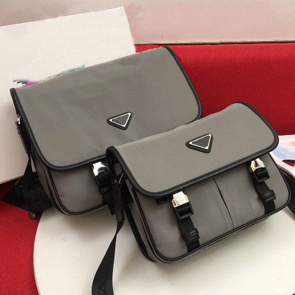 fashion designer crossbody bags mens briefcases brand messenger shoulder bags 2023 new black purses ladies envelope bag two piece zippered s
fashion designer crossbody bags mens briefcases brand messenger shoulder bags 2023 new black purses ladies envelope bag two piece zippered s