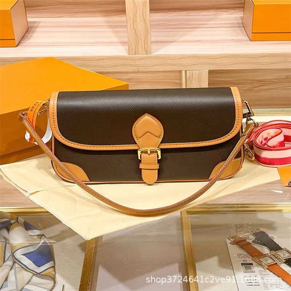 diane designer bags new genuine leather old flower method stick bag single shoulder crossbody wide shoulder strap genuine leather women'
diane designer bags new genuine leather old flower method stick bag single shoulder crossbody wide shoulder strap genuine leather women'