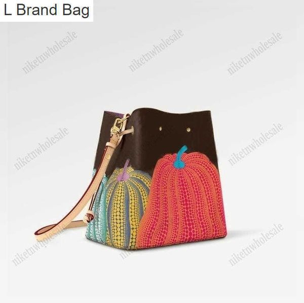 l bag pumpkin print yk neonoe mm bucket bag m46473 yayoi kusama designer shoulder bags colorful dots crossbody leather drawstring bag nh7a, Black
l bag pumpkin print yk neonoe mm bucket bag m46473 yayoi kusama designer shoulder bags colorful dots crossbody leather drawstring bag nh7a, Black