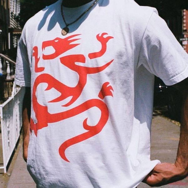 23fw new woman men's t-shirts high end limited classic simple hip hop dragon printing tee summer beach breathable fashion street short, White;black
23fw new woman men's t-shirts high end limited classic simple hip hop dragon printing tee summer beach breathable fashion street short, White;black