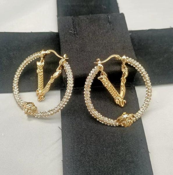 simple 18k gold plated 925 silver luxury brand designers letters stud big round geometric famous women circle crystal rhinestone e8797917, Golden;silver
simple 18k gold plated 925 silver luxury brand designers letters stud big round geometric famous women circle crystal rhinestone e8797917, Golden;silver
