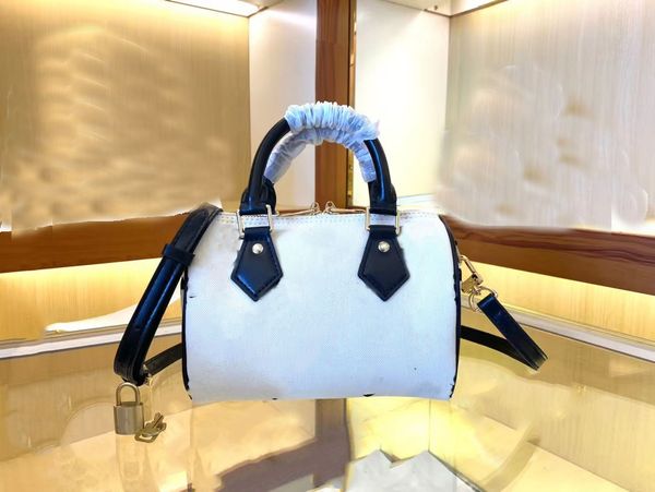 luxurys designers bags woman fashion double bread clutch shoulder bags chain bag #66858666
luxurys designers bags woman fashion double bread clutch shoulder bags chain bag #66858666