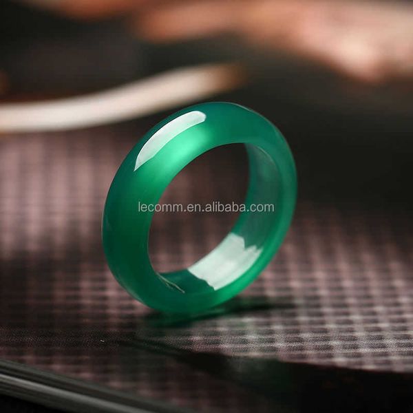2023 wholesale genuine green jade stone rings natural stone burma jade ring for women, Green;white
2023 wholesale genuine green jade stone rings natural stone burma jade ring for women, Green;white