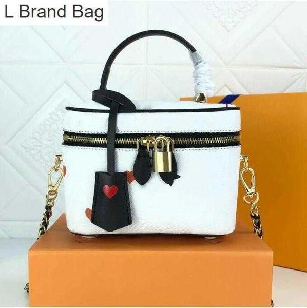 2023 new 10a designers shoulder bags collision legend with poker patterns each playing card face both are fashion trump cards genuine leathe, Black
2023 new 10a designers shoulder bags collision legend with poker patterns each playing card face both are fashion trump cards genuine leathe, Black