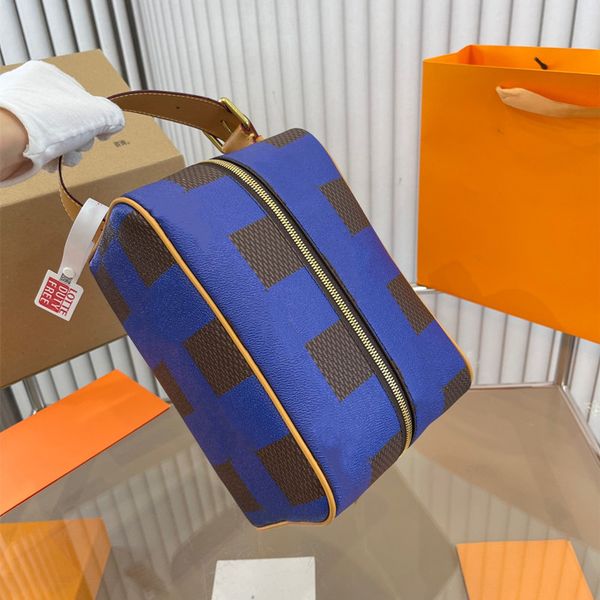 toiletry bag women large washing bags luxurys designers make up cosmetic toilet pouch beauty tie dye makeup case pochette accessoires double
toiletry bag women large washing bags luxurys designers make up cosmetic toilet pouch beauty tie dye makeup case pochette accessoires double