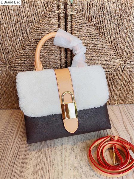 2023 new 5a fashion women's small handbag designer shoulder bag locky bb handbag lock buckle women's crossbody bag lambswol handle, Black
2023 new 5a fashion women's small handbag designer shoulder bag locky bb handbag lock buckle women's crossbody bag lambswol handle, Black
