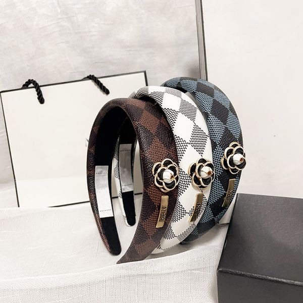 women designer headbands hair band plaid artificial leather spring headband hair jewelry daily life face wash accessories family, Silver
women designer headbands hair band plaid artificial leather spring headband hair jewelry daily life face wash accessories family, Silver