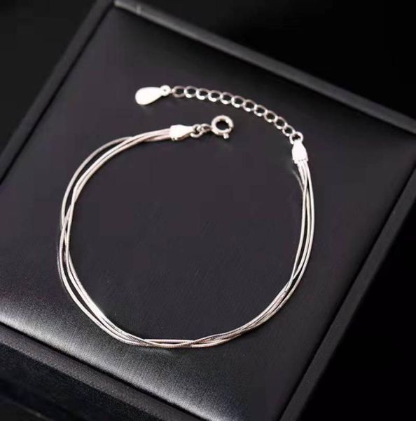 luxurys designers charm bracelet exquisite jewelry women fashion style bracelets lovers birthday engagement wedding gift hight qua8593944, Golden;silver
luxurys designers charm bracelet exquisite jewelry women fashion style bracelets lovers birthday engagement wedding gift hight qua8593944, Golden;silver