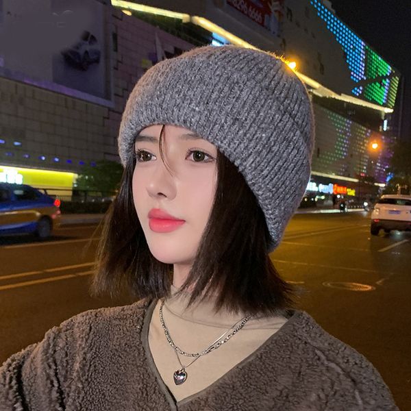 fashion designer jewelry double color knitted wool hat with thickened ear protectors and headgear versatile scarf, hat & glove sets wholesal, Blue;gray
fashion designer jewelry double color knitted wool hat with thickened ear protectors and headgear versatile scarf, hat & glove sets wholesal, Blue;gray