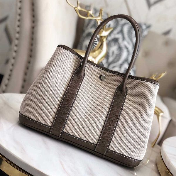 wholesale original party garden home tote bags online shop spring new handmade wax line canvas bag large capacity one shoulder crossbody han
wholesale original party garden home tote bags online shop spring new handmade wax line canvas bag large capacity one shoulder crossbody han