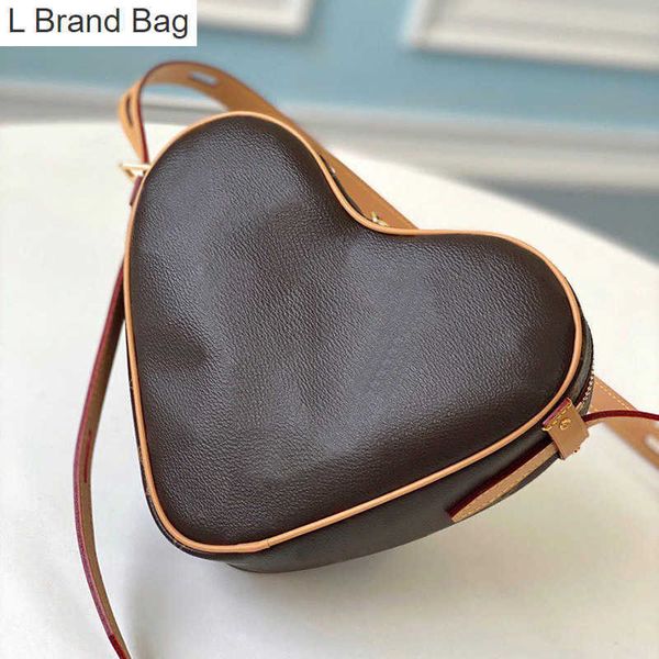 2023 new 10a mirror quality designer crossbody bags genuine leather heart shaped bag luxuries shoulder bag with l117 y965, Black
2023 new 10a mirror quality designer crossbody bags genuine leather heart shaped bag luxuries shoulder bag with l117 y965, Black