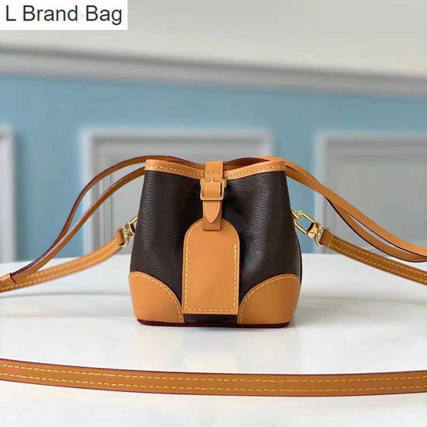2023 new 10a mirror quality designer mini bucket bag genuine leather shoulder bag with l118 7nge, Black
2023 new 10a mirror quality designer mini bucket bag genuine leather shoulder bag with l118 7nge, Black