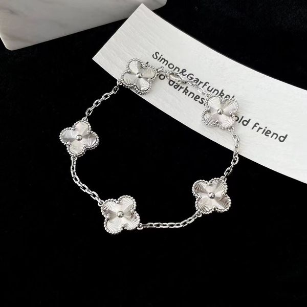 van clover bracelet luxury designer jewelry four leaf bracelets 18k gold silver plate agate diamond fashion van love charm chain for women w, Black
van clover bracelet luxury designer jewelry four leaf bracelets 18k gold silver plate agate diamond fashion van love charm chain for women w, Black