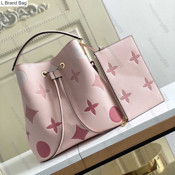 2023 new 10a mirror quality designers medium neo bags luxury designers womens real leather cowhide quilted bucket embossed handbag purse cro, Black
2023 new 10a mirror quality designers medium neo bags luxury designers womens real leather cowhide quilted bucket embossed handbag purse cro, Black