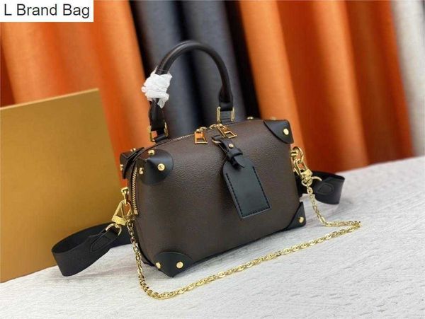 2023 new 10a designers classic petite malle souple handbags women shoulder bags chain bag purses embroidery shoulderstrap removable pwxw, Black
2023 new 10a designers classic petite malle souple handbags women shoulder bags chain bag purses embroidery shoulderstrap removable pwxw, Black