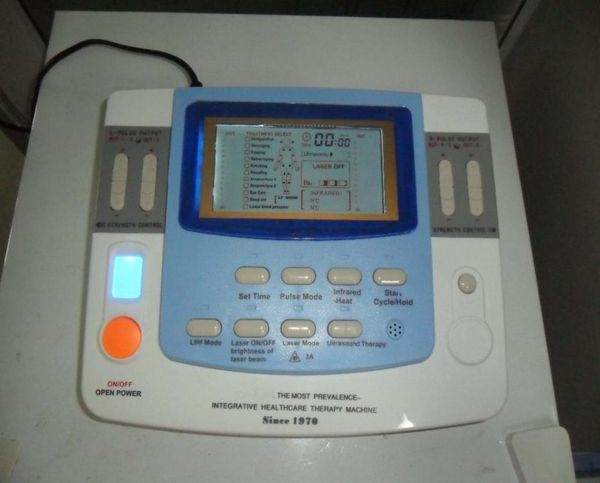 new ultrasound physical therapeutic needleless electro acupuncture apparatus electronic pulse stimulator magnetic machine1370322
new ultrasound physical therapeutic needleless electro acupuncture apparatus electronic pulse stimulator magnetic machine1370322