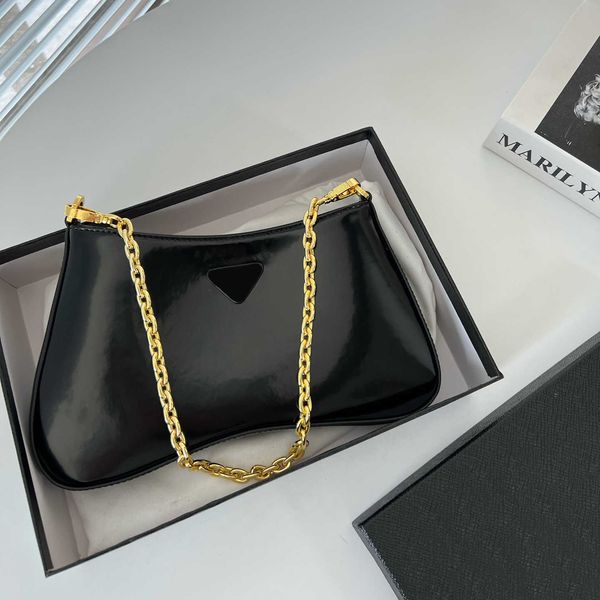 designer chian bags women underarm large-capacity messenger trendy design handbag light luxury shopping lady wallets 230715
designer chian bags women underarm large-capacity messenger trendy design handbag light luxury shopping lady wallets 230715