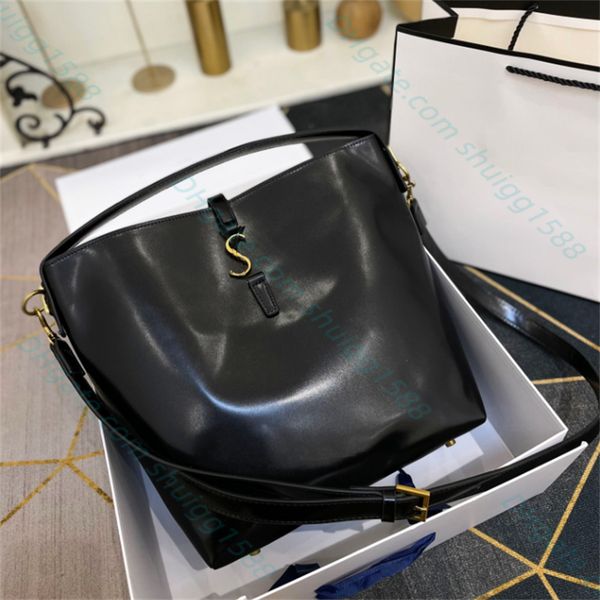 designer famous le 37 bags shiny leather shoulders bag handbag woman luxury cross body bucket bags 2-in-1 mini purse clutch totes hobo purse
designer famous le 37 bags shiny leather shoulders bag handbag woman luxury cross body bucket bags 2-in-1 mini purse clutch totes hobo purse