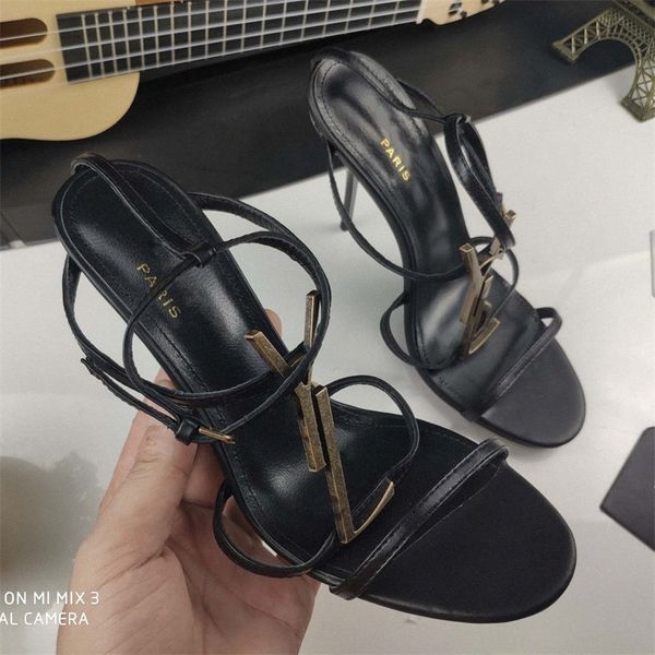 designers high heels dress shoes womens 10cm luxurys thick bottom platform peep-toes sandals sneaker pumps wedding black golden gold
designers high heels dress shoes womens 10cm luxurys thick bottom platform peep-toes sandals sneaker pumps wedding black golden gold
