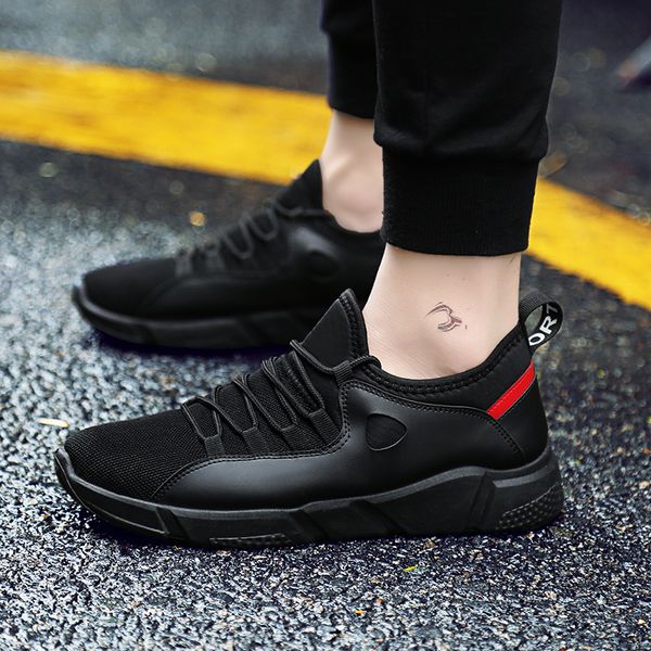 2023 running shoes mens trainers sneakers black leather jogging shoe outdoor sports platform, White;red
2023 running shoes mens trainers sneakers black leather jogging shoe outdoor sports platform, White;red