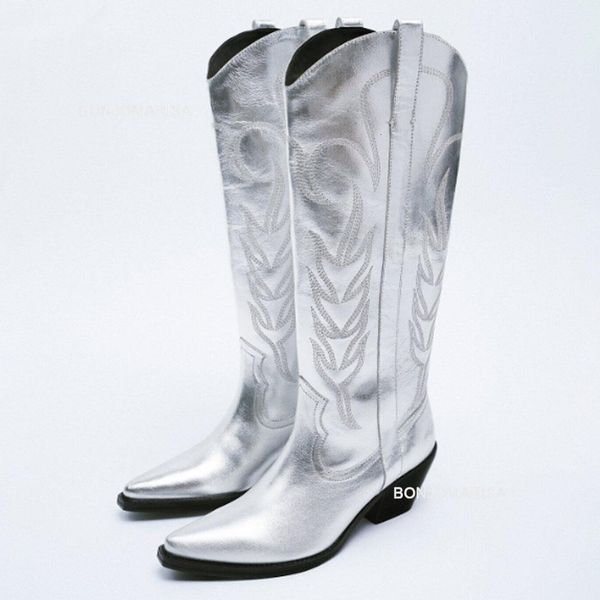 boots cowboy cowgirl boots for women metallic silver stacked heeled zip western mid calf boots casual embroidered brand luxury shoes 230801, Black
boots cowboy cowgirl boots for women metallic silver stacked heeled zip western mid calf boots casual embroidered brand luxury shoes 230801, Black
