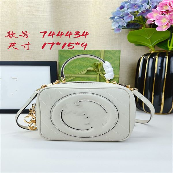 ssyy new package luxury designer shoulder bags cross body shoulder purse bamboo fashion lady shopping handbag women letter popular totes car
ssyy new package luxury designer shoulder bags cross body shoulder purse bamboo fashion lady shopping handbag women letter popular totes car