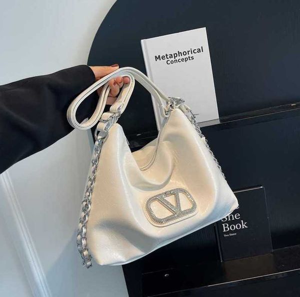 new velatninio multifunctional designer bags 2023 for ladieskorean backpack version trendy fashion backpack for women silver soft face singl
new velatninio multifunctional designer bags 2023 for ladieskorean backpack version trendy fashion backpack for women silver soft face singl