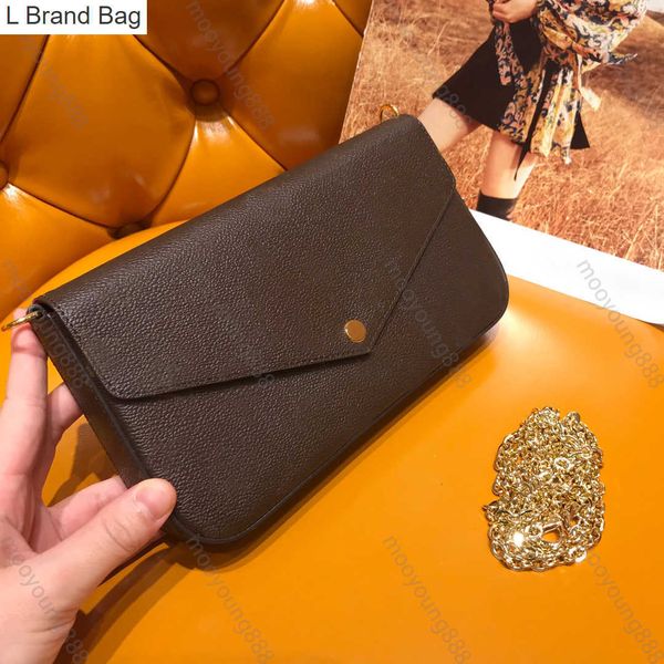 2023 new 10a mirror quality designer pochette felicie bag small 21cm wallet on chain luxury womens pouch crossbody shoulder bags real leathe, Black
2023 new 10a mirror quality designer pochette felicie bag small 21cm wallet on chain luxury womens pouch crossbody shoulder bags real leathe, Black