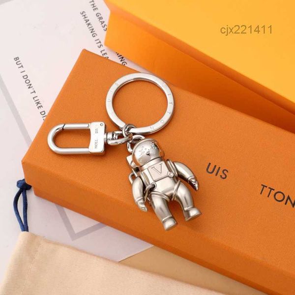 luxurys designers keychain car key solid color fashion leisure astronaut accessories box options good nice 9hhv, Silver
luxurys designers keychain car key solid color fashion leisure astronaut accessories box options good nice 9hhv, Silver