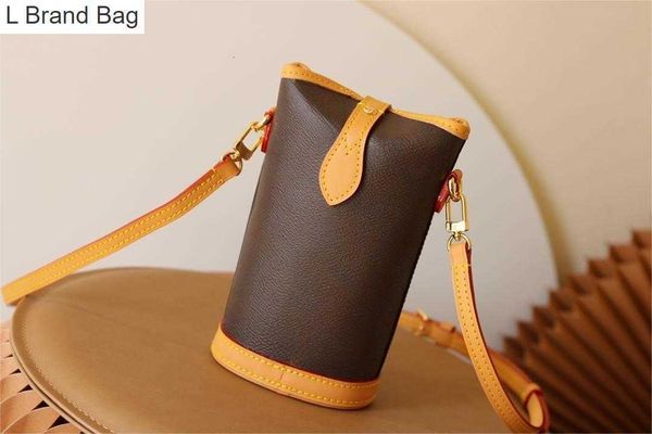 2023 new 10a designers classic fold me mini handbag retro bags 18cm fashion women shoulder bag purse adjustable strap crossbody bag 57qo, Black
2023 new 10a designers classic fold me mini handbag retro bags 18cm fashion women shoulder bag purse adjustable strap crossbody bag 57qo, Black